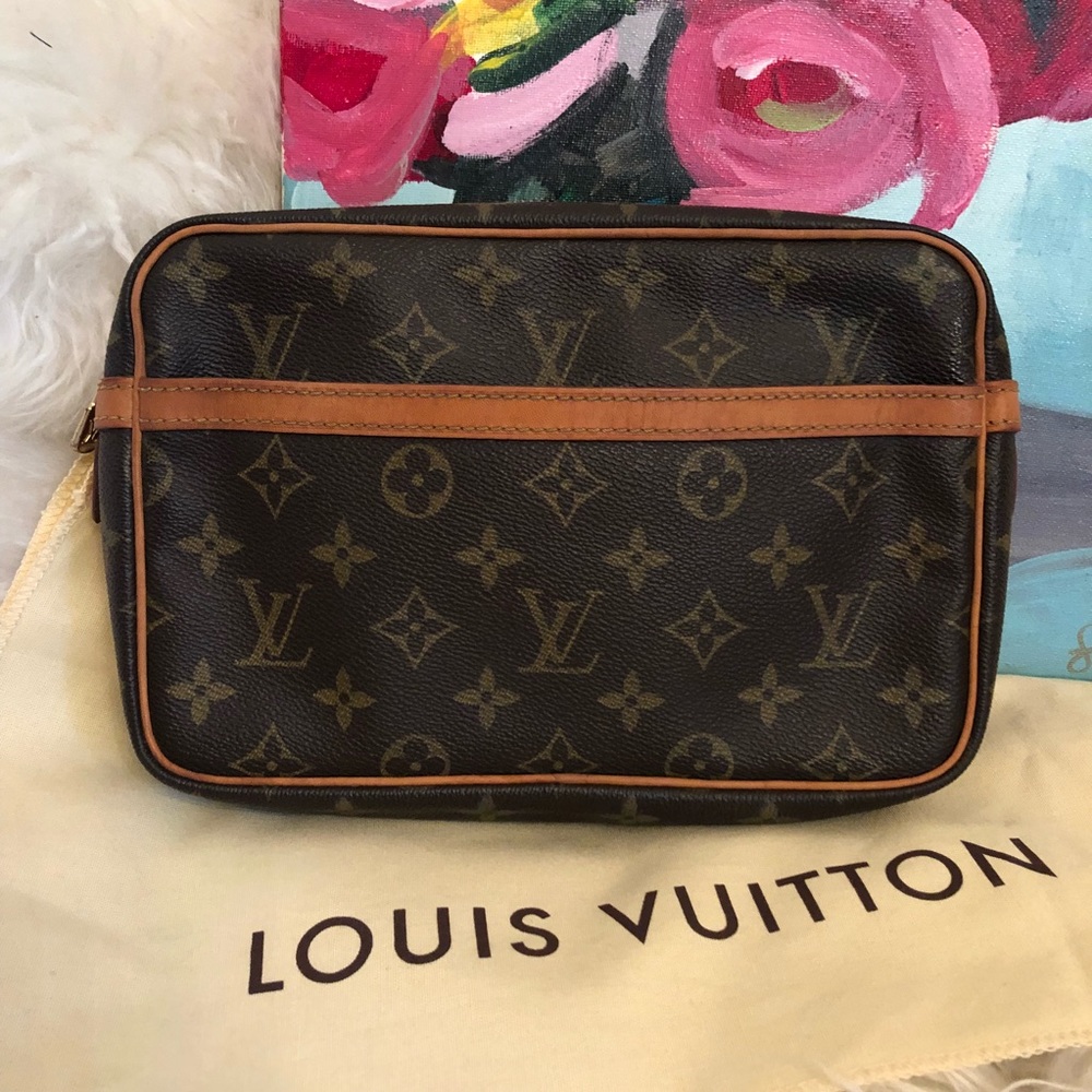🚫SOLD Authentic Louis Vuitton Compiegne 23